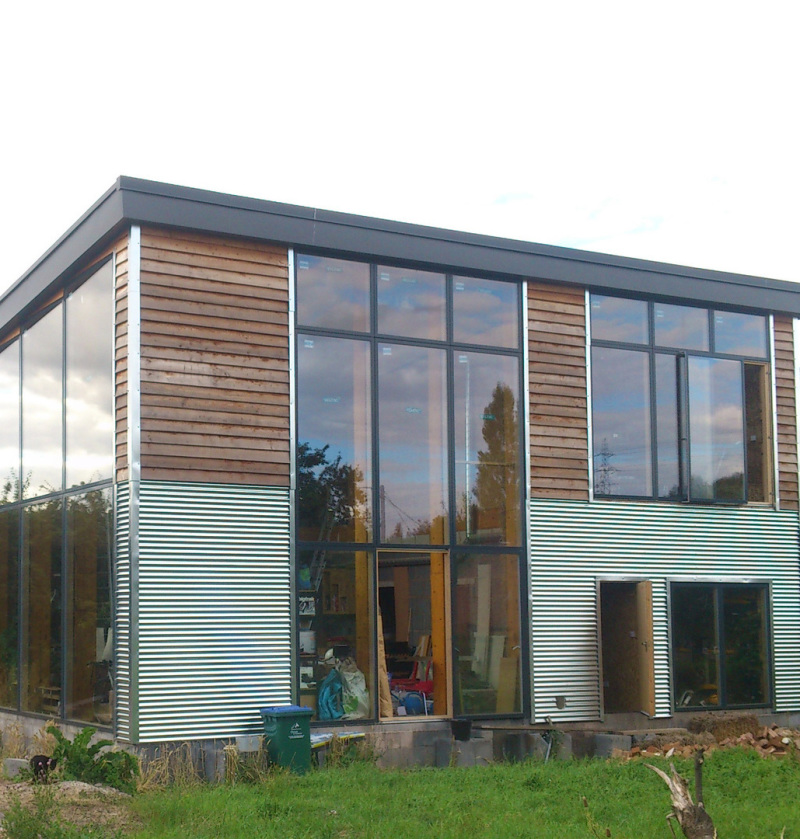 Corrugated corrugated steel roofing sheets from Tinman Steels 