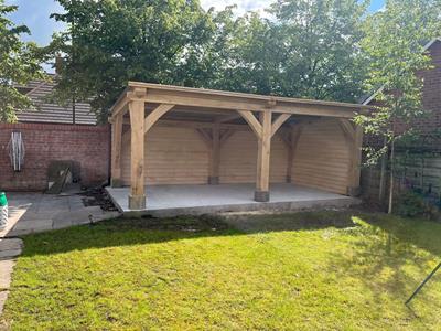 Wells Hand Crafted Garden Room